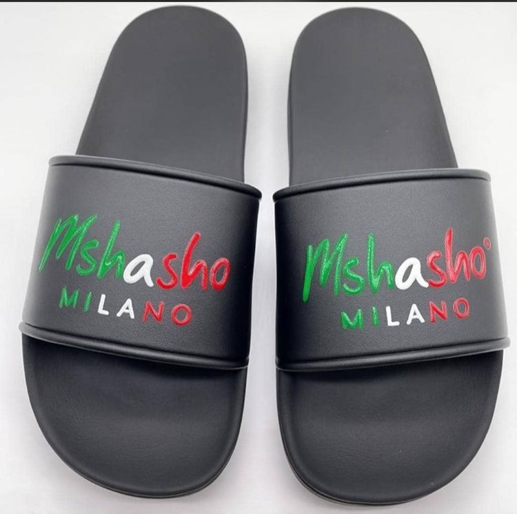 MSHASHO Milano Slides – Black